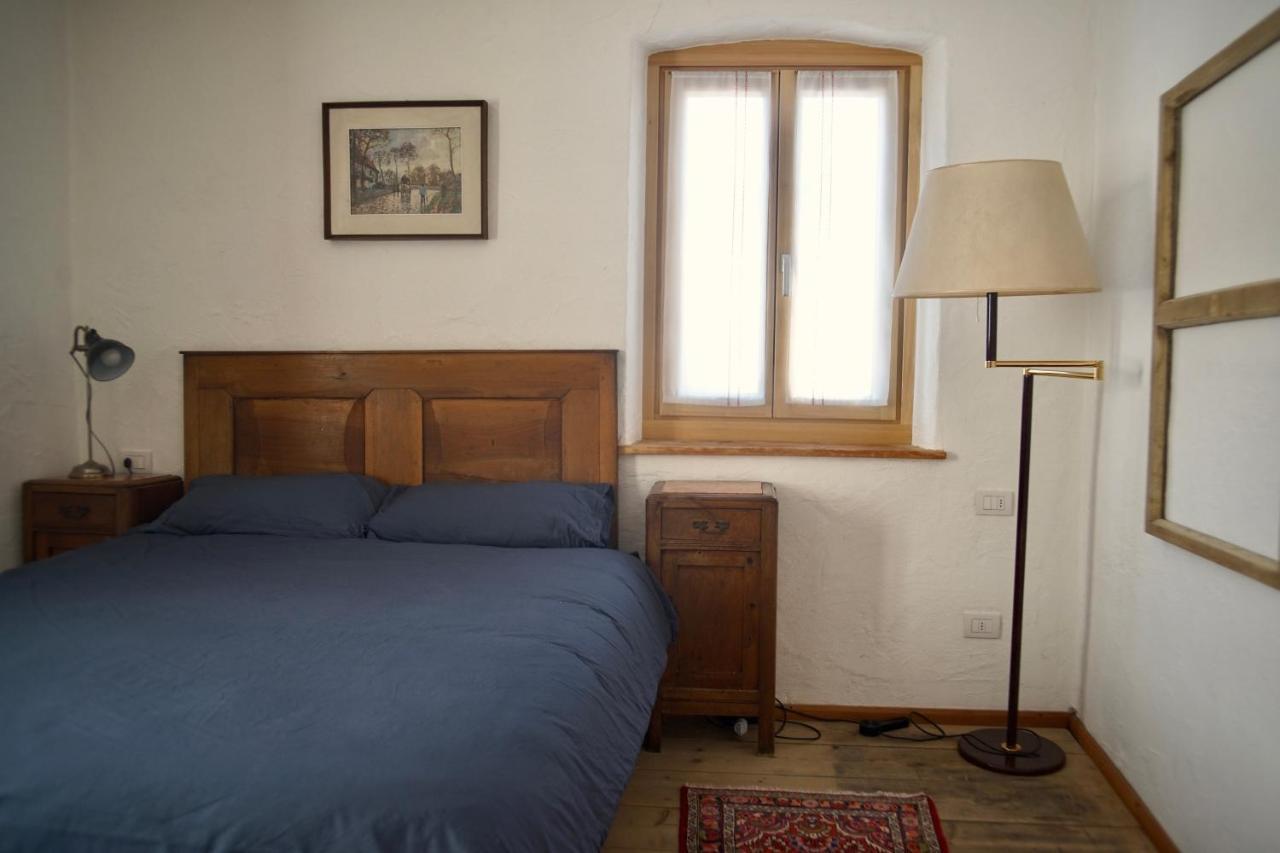 La Casa Altrui- Camere E Zona Relax Con Giardino Коредо Экстерьер фото