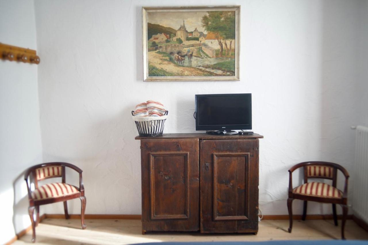 La Casa Altrui- Camere E Zona Relax Con Giardino Коредо Экстерьер фото